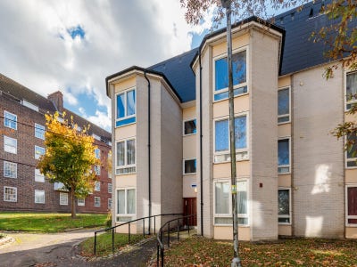 Langholm Close, Clapham Main Photo