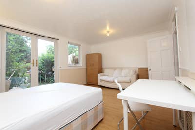 Asap Move-in! Beautiful House in Stratford Main Photo