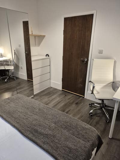Farringdon ECI, 13.5sqmtrs &pound;1275, bills included Main Photo