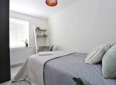 Modern Double, stunning house, private bathroom Main Photo