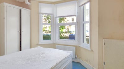 2 Rooms to lend  Main Photo