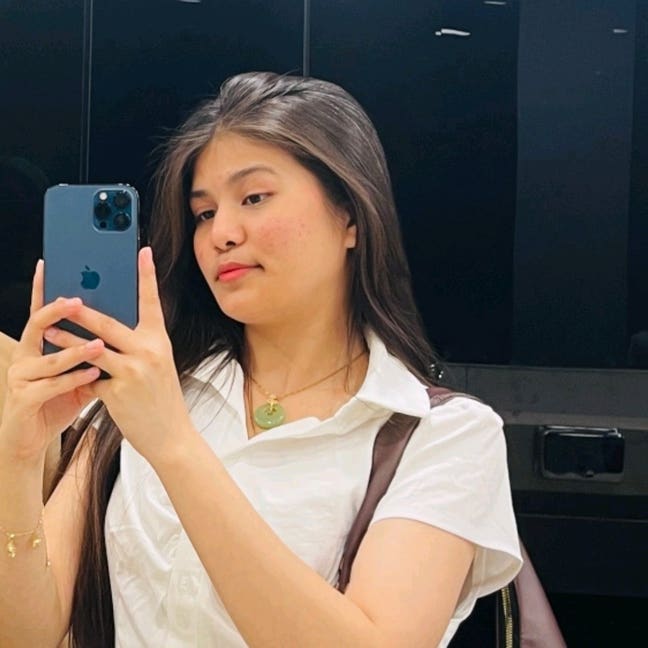 2 rooms sought by 2 females Main Photo