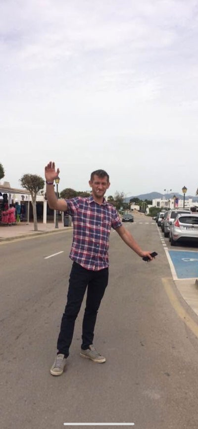 I work as a full time hatchery operative Main Photo