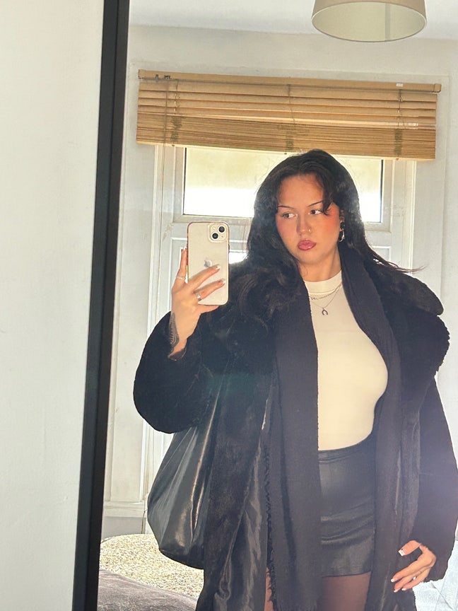 Clean and tidy friendly flatmates wanted! ✨🖤💕 Main Photo