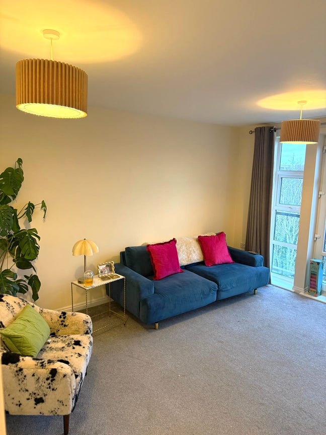 Double Room in New Town Next to station. Main Photo