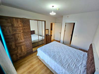 Newly Renovated Charming Apartment Main Photo