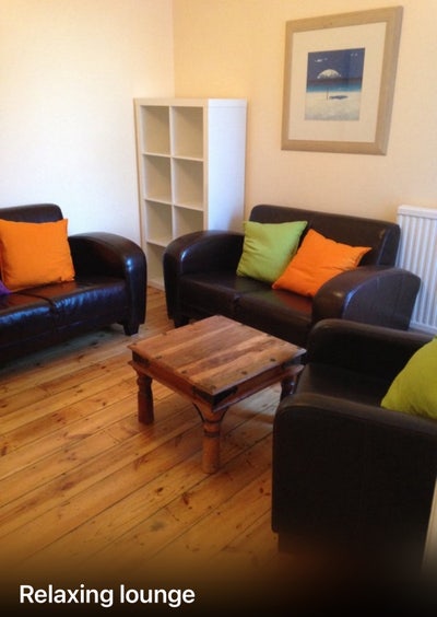 2 dbl rooms female hse share &pound;765/&pound;815 mth Leyton  Main Photo