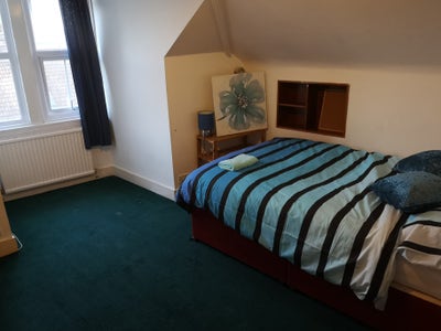 Double room available Main Photo