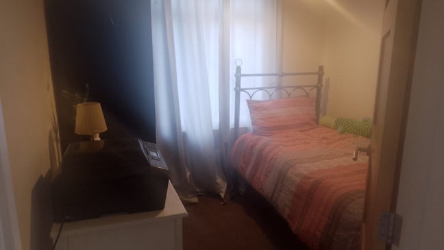 2 mins from Gen Hospital single room bills INC Main Photo