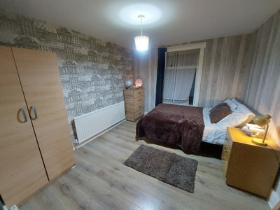 **Premium Double Room,10 Mins Walk To Station** Main Photo