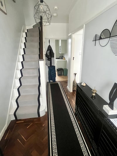 Bright & Stylish Home with Garden – Short-Term Let Main Photo