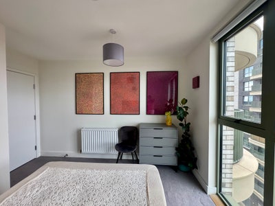 En suite bedroom in a new build Main Photo