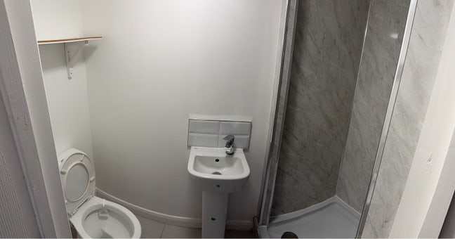 Studio available in Walthamstow  Main Photo