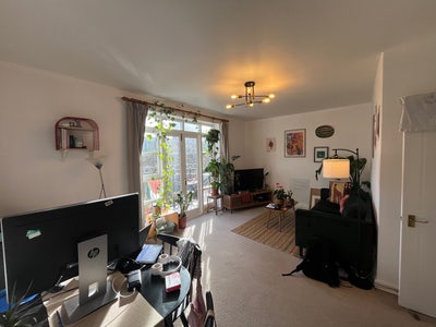 Room next to Victoria Park from 25th of June Main Photo