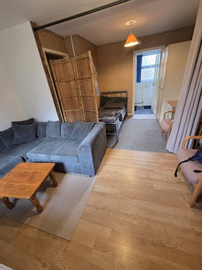 Two Double rooms with Ensuite  Qu Main Photo