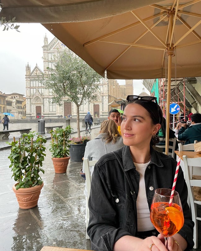 Hello! I'm Grace- 27, working fulltime in Fil... Main Photo