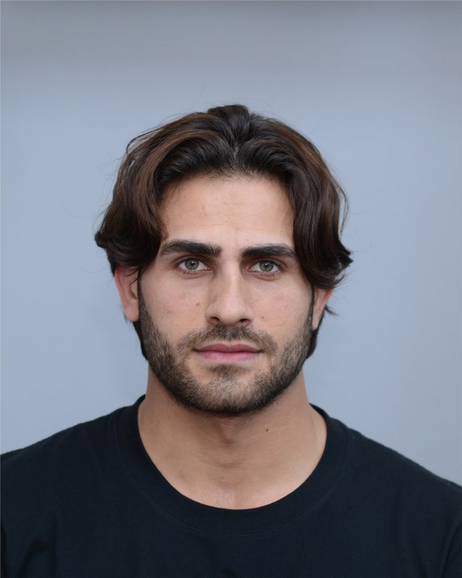 I am a male aged 30. I am looking for a doubl... Main Photo