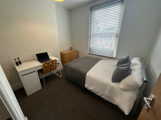 Furnished Rooms Shared House City Centre Main Photo