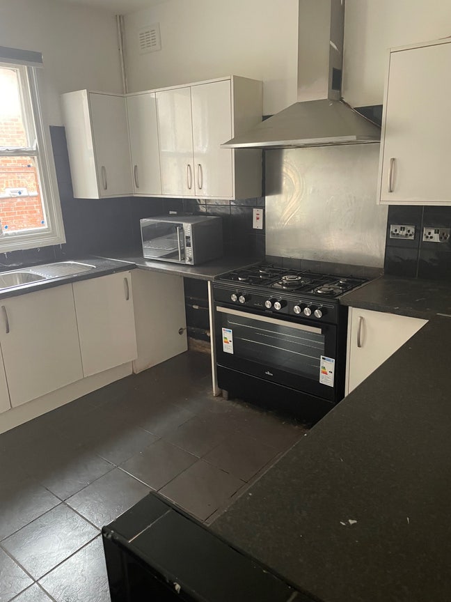 Luxury Double Room 😍 Near city centre  Main Photo