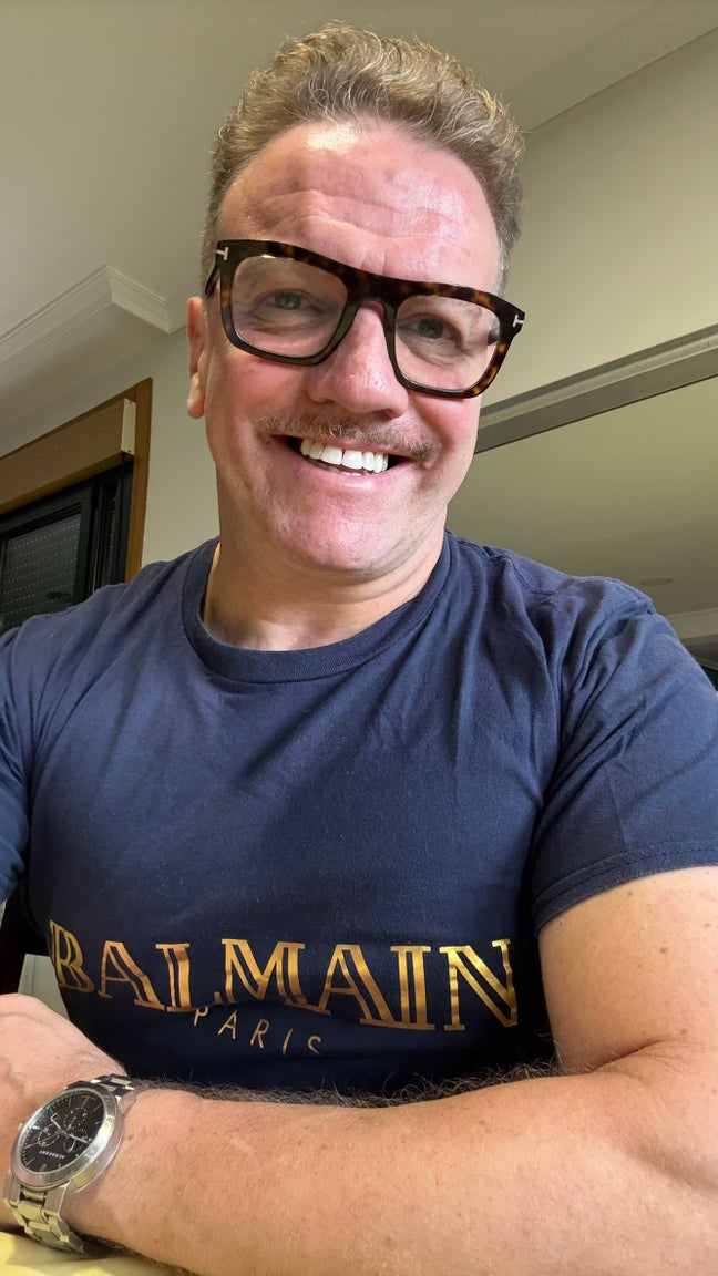 Professional Looking for accommodation. Main Photo