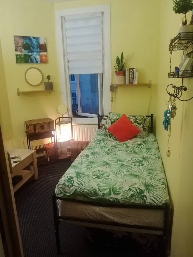 Cozy Single Room in a Peaceful Home - Leytonstone Main Photo