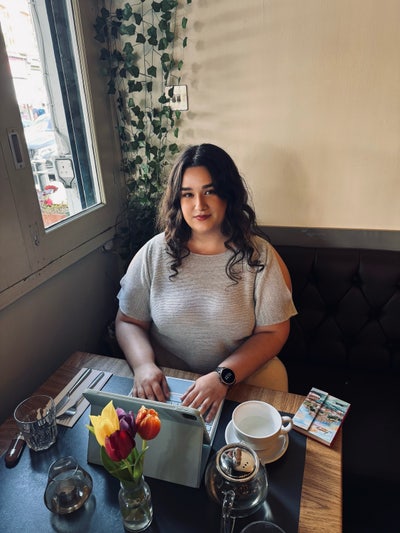 Looking for a Room with My Cat, Zuzu 🩵 Main Photo