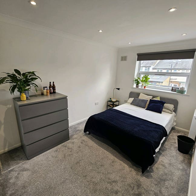 Gated Property in PRIME location Main Photo