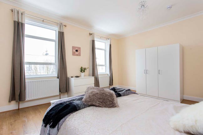 ✅ Holloway Road - Large Room - All Bills ✅  Main Photo