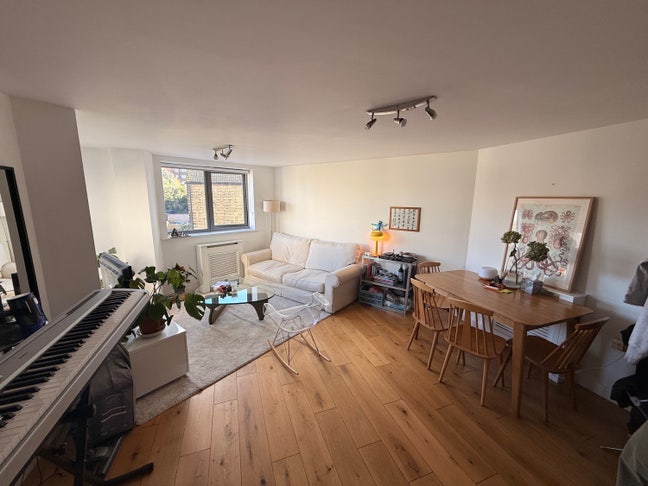 Sublet room in the heart of Peckham rye  Main Photo
