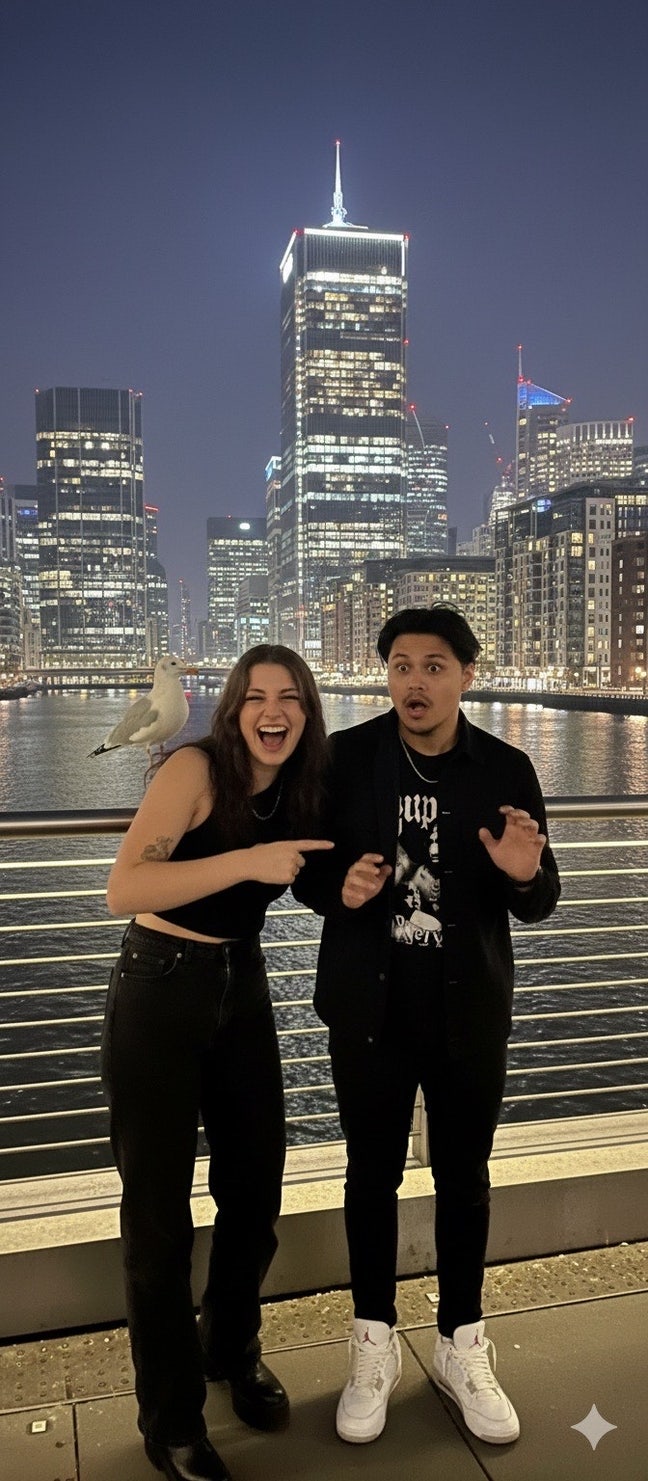 Professional looking for 2 rooms / third sharer Main Photo