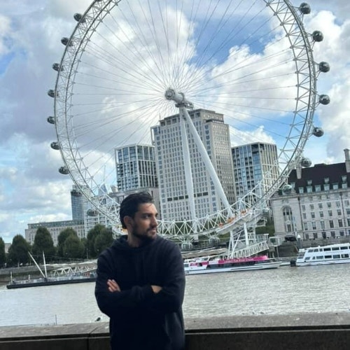 Looking for a single room or double room flats  Main Photo