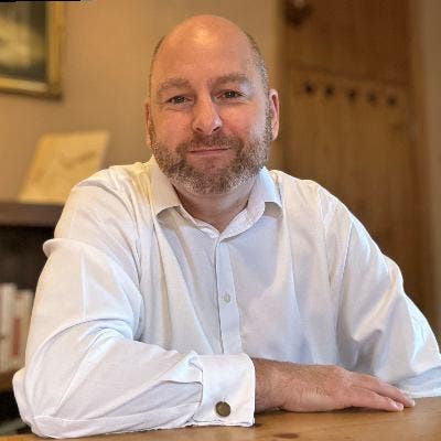 Easy Going Professional Seeks Room Near Train Stn Main Photo