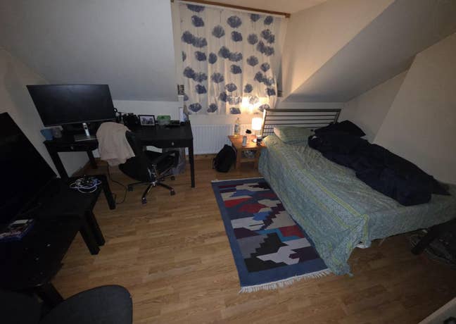 Ensuite room for short term stay Main Photo