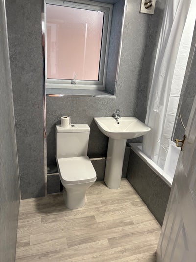 2 double rooms available in Leamington town centre Main Photo