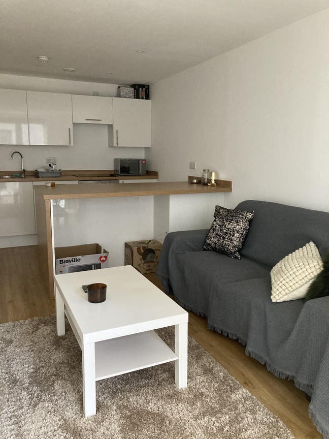 Lovely Double bed en-suite, available immediately Main Photo