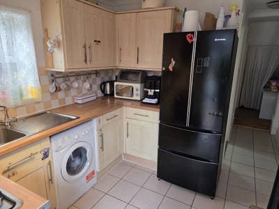 One Bedroom Garden Flat Main Photo