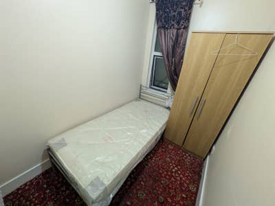 Box Room Available In Upton Park  Main Photo