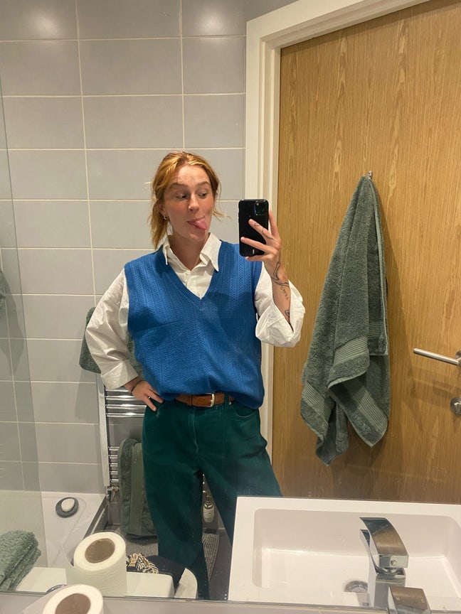 Looking for a room July/Aug/Sept 2026 Main Photo