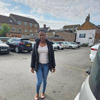 Professional Female seeks a single or double room Main Photo