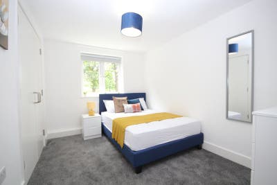 🛏️ Large Dble Room in Pro Flatshare–Chiswick W4✨ Main Photo