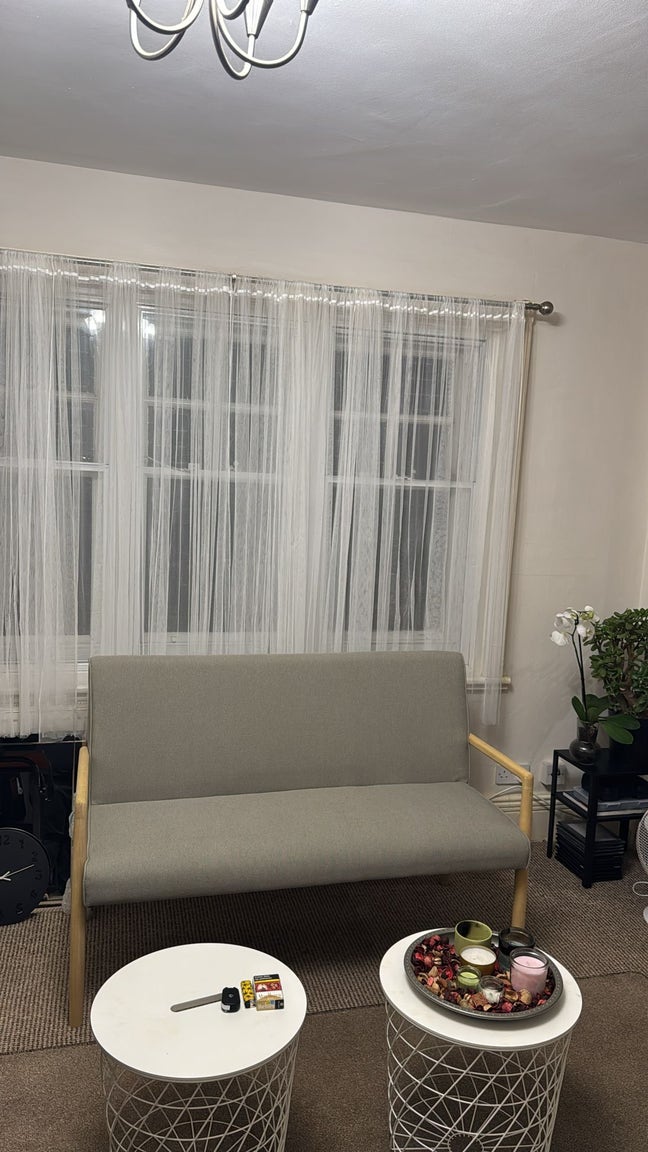 Master bedroom in RG1 Main Photo