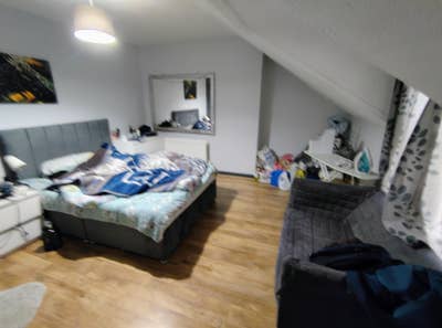 8 wellselley avenue (Rent can be discussed) Main Photo