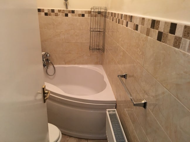 2 bedroom flat for rent  to 2 students Main Photo