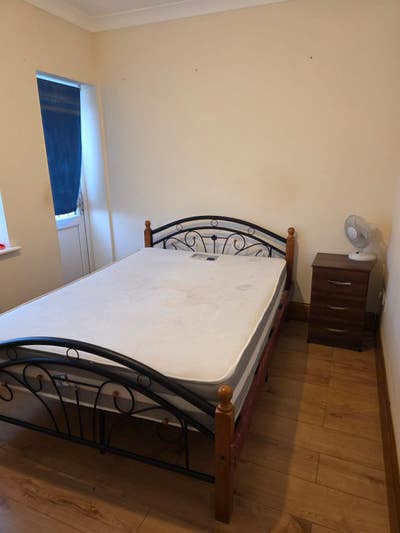 Double Room to Let –  Ilford, IG4  - £700  Main Photo