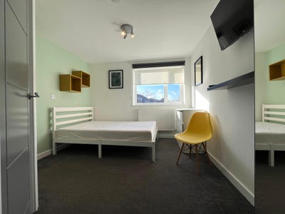 🧡Lovely En-Suite Room in a Friendly Home Share🌿 Main Photo