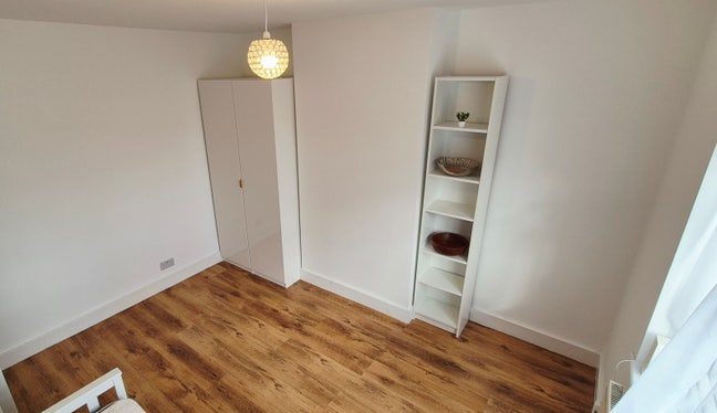 Double Room in Newly Refurbished House Main Photo