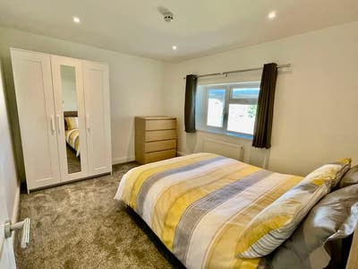 Double Room | All Bills Included | Shellard Rd Main Photo