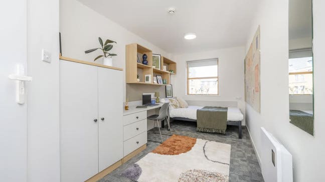 1 en suite room in shared flat. York city centre Main Photo