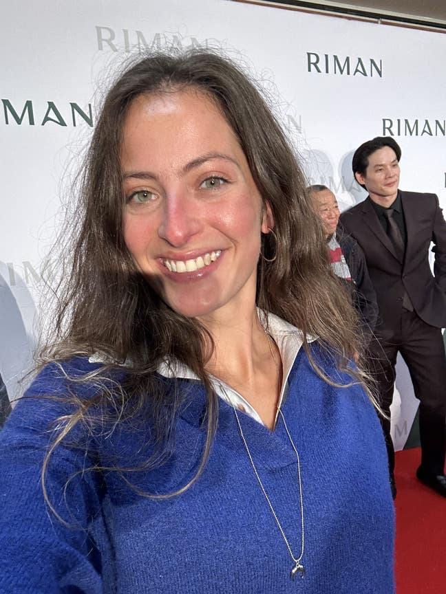 Seeking room Main Photo