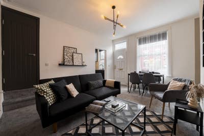 Brand New 2 Bed House with Office Room! Main Photo